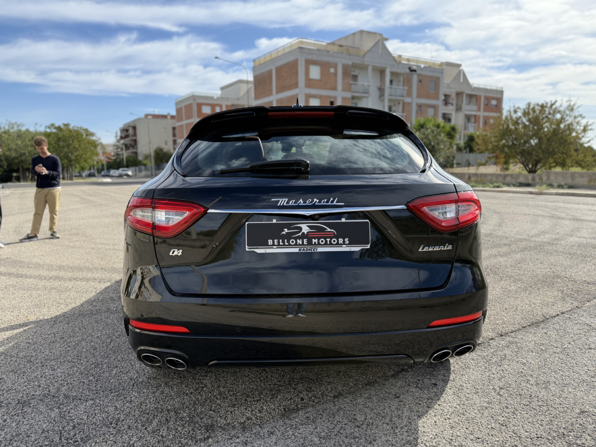 MASERATI LEVANTE