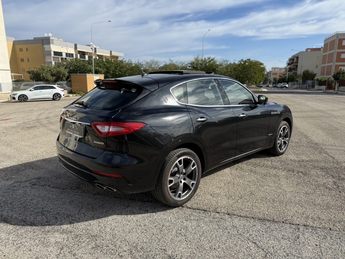 MASERATI LEVANTE